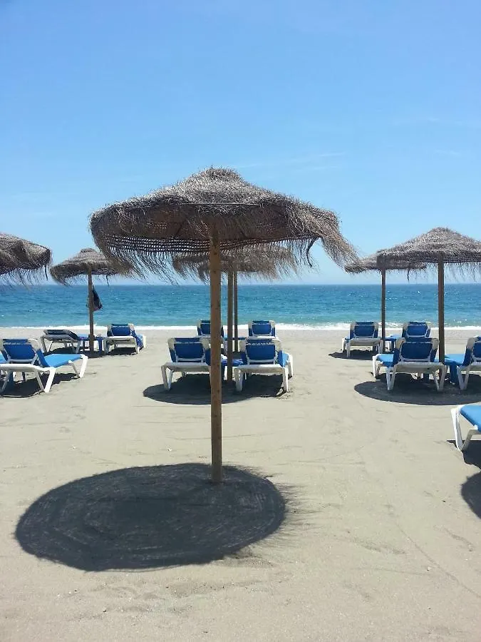 Sun, Sand And A Drink In My Hand Manilva Apartamento